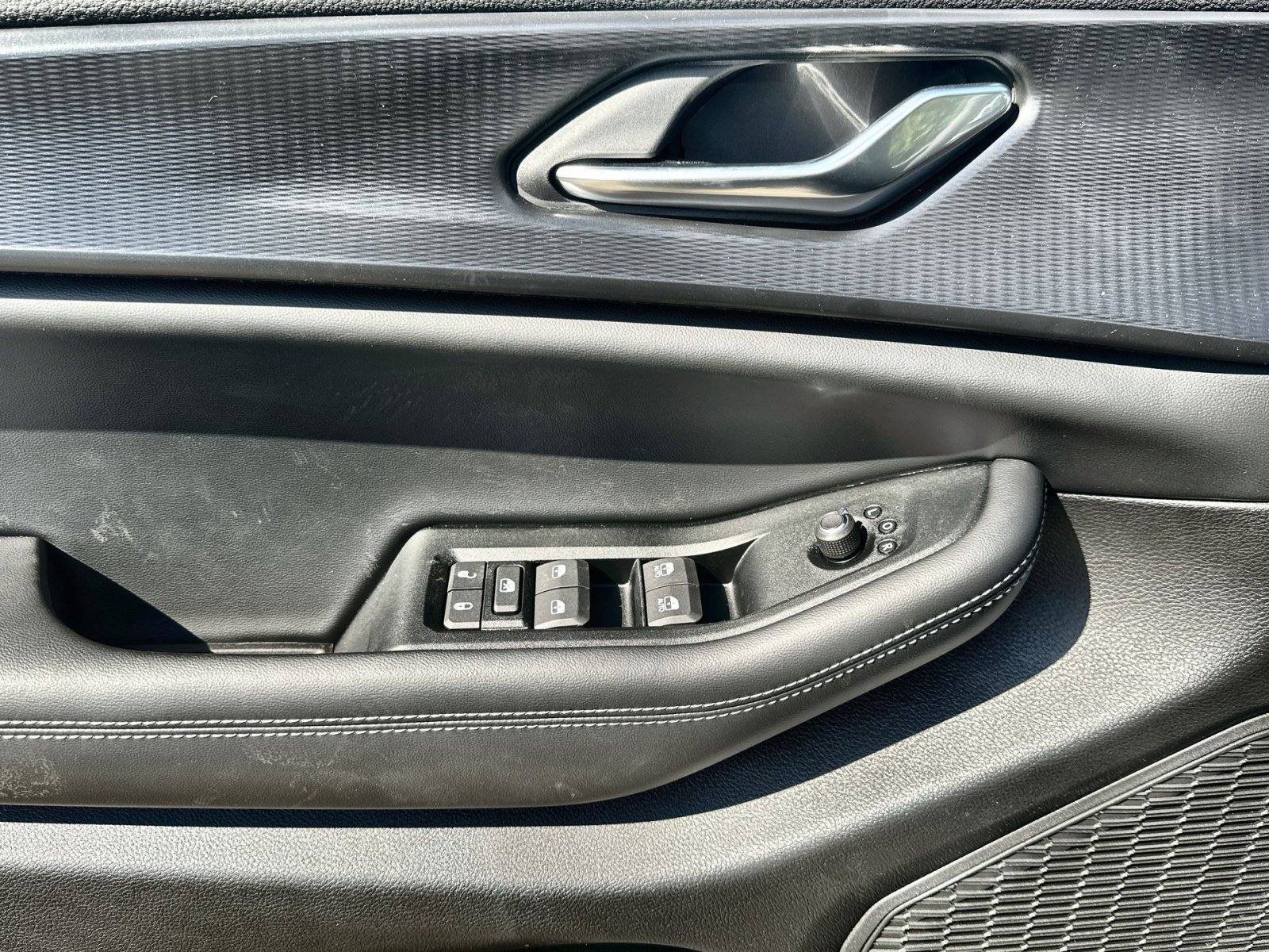 New 2025 Jeep Grand Cherokee Laredo X w/ Luxury Tech Group I image 15