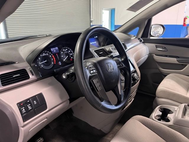 Used 2017 Honda Odyssey SE image 20