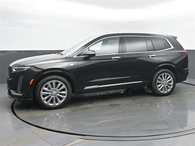 Used 2025 Cadillac XT6 Premium Luxury w/ Platinum Package image 2