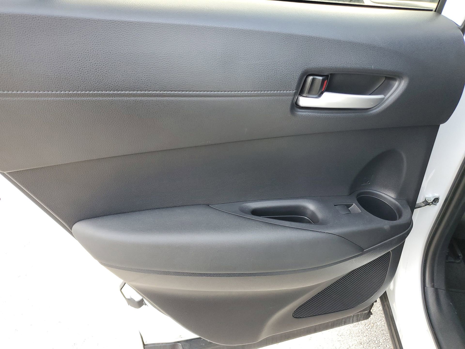 Used 2023 Toyota Corolla Cross XSE w/ Convenience Package image 10