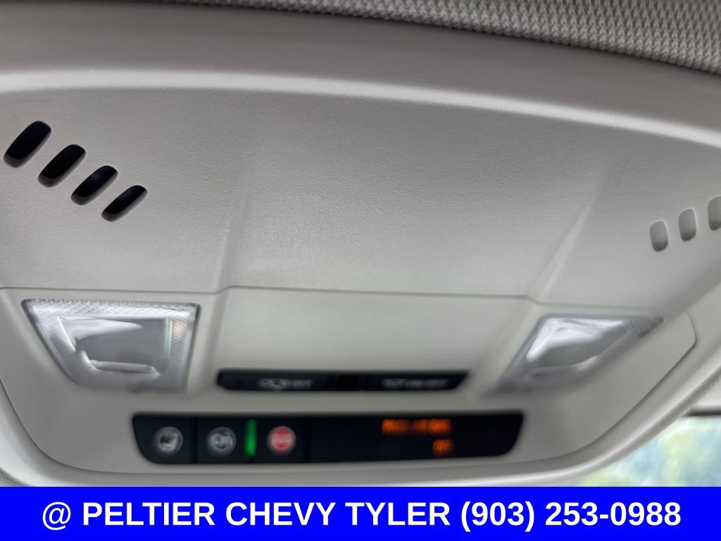 Used 2018 Chevrolet Traverse LS FWD image 17