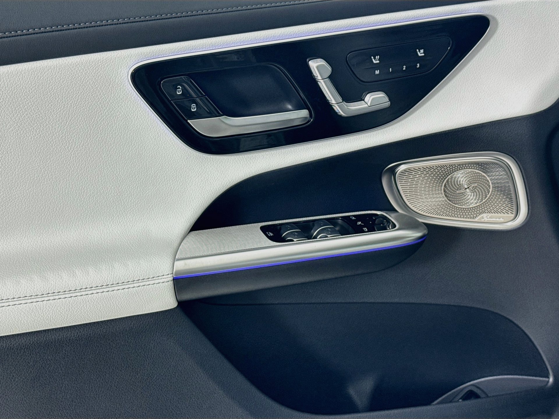 New 2027 Mercedes-Benz GLC 300 4MATIC image 19