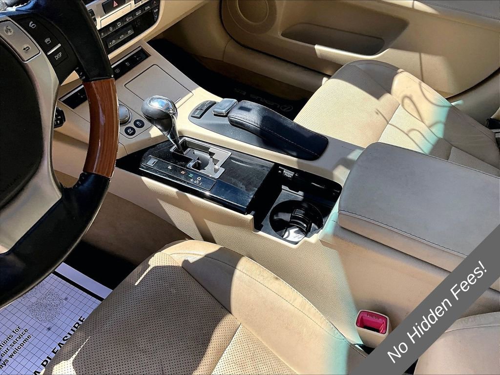 Used 2015 Lexus ES 300h w/ Navigation System Package FWD image 13