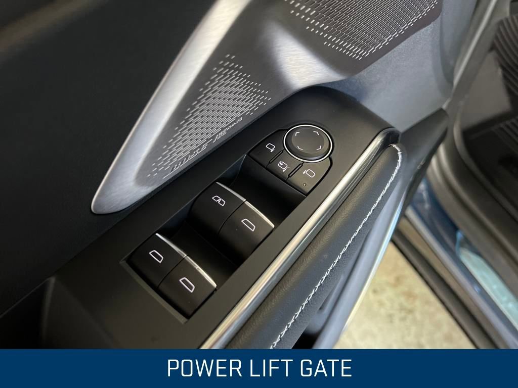 New 2025 GMC Acadia Denali w/ Super Cruise Package image 18