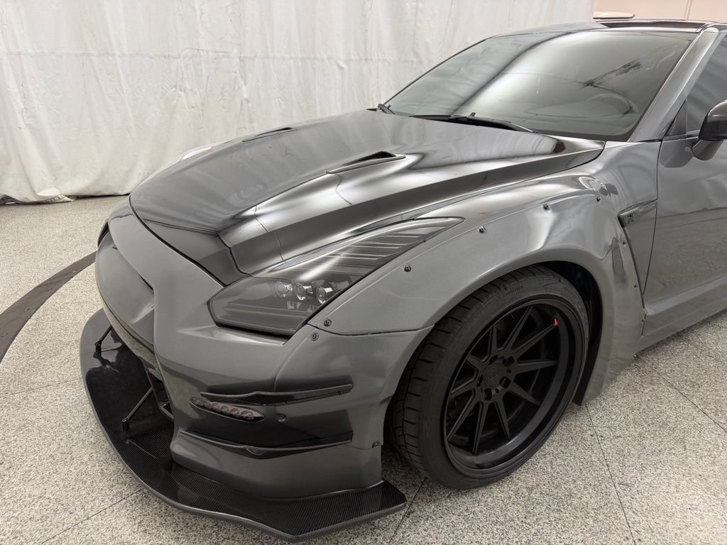 Used 2015 Nissan GT-R Black Edition AWD/4WD image 24