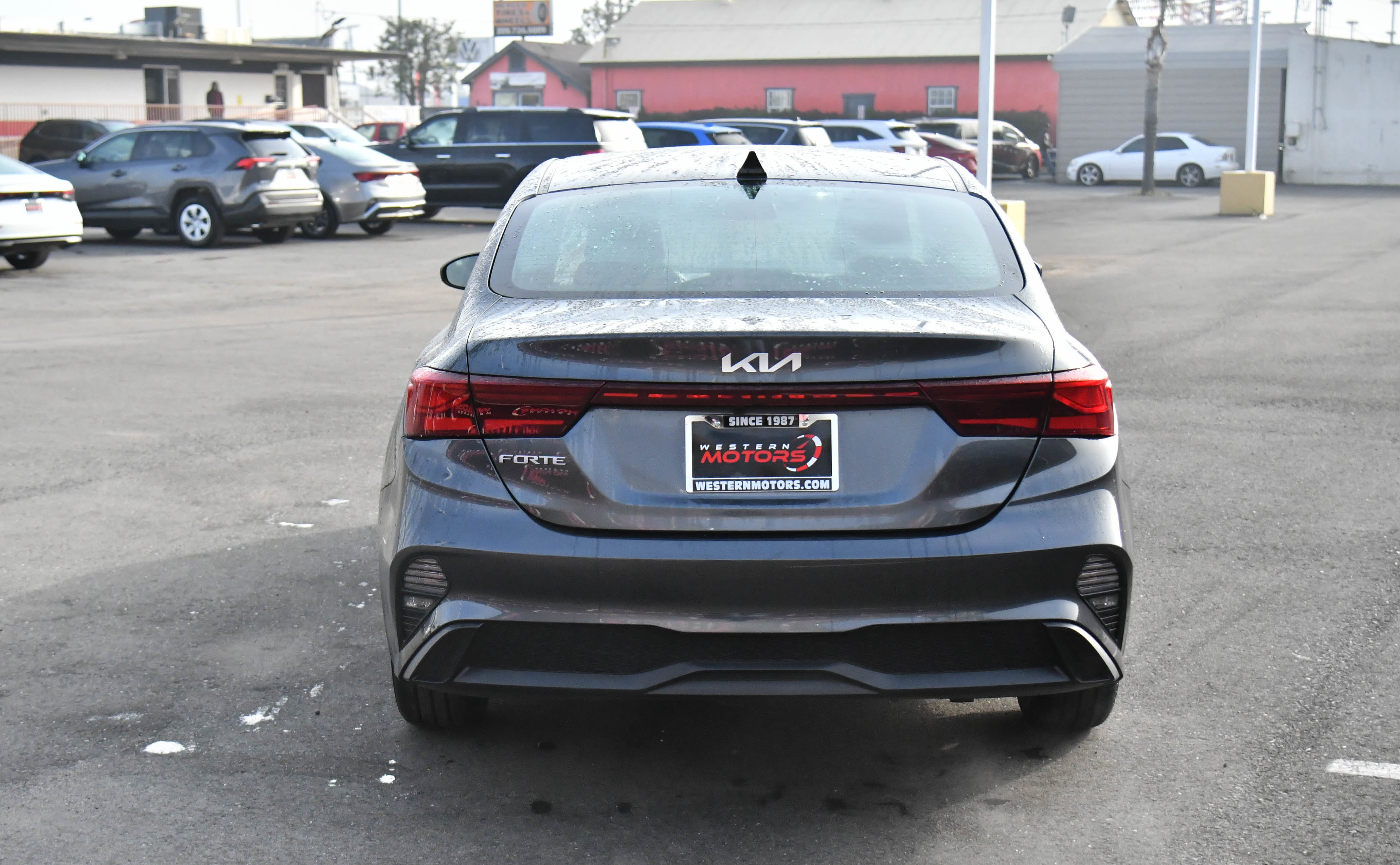 Used 2024 Kia Forte LXS image 7