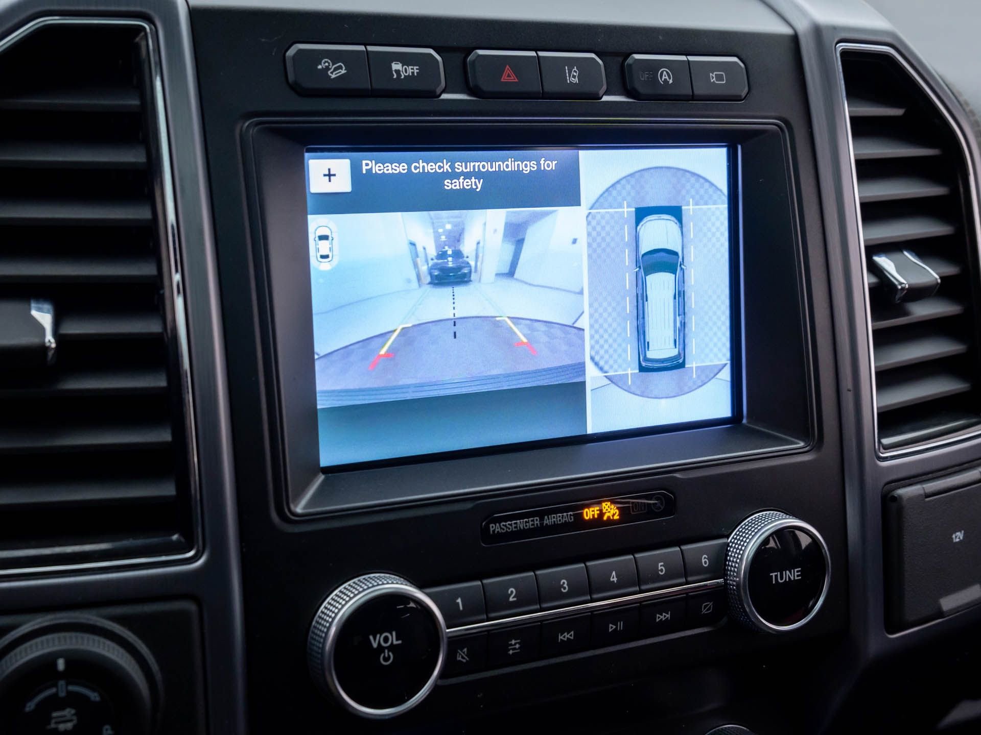 Used 2019 Ford Expedition Max Platinum image 25