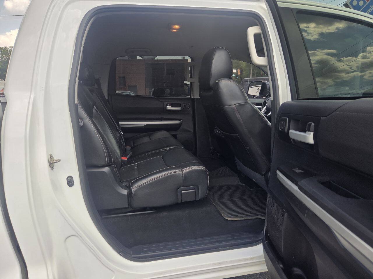Used 2016 Toyota Tundra SR5 w/ SR5 Upgrade Package AWD/4WD image 19