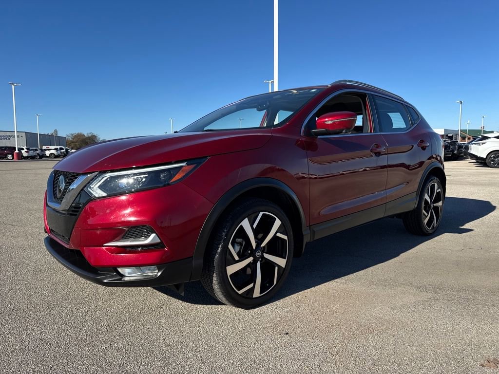Used 2022 Nissan Rogue Sport SL w/ Premium Package video 2