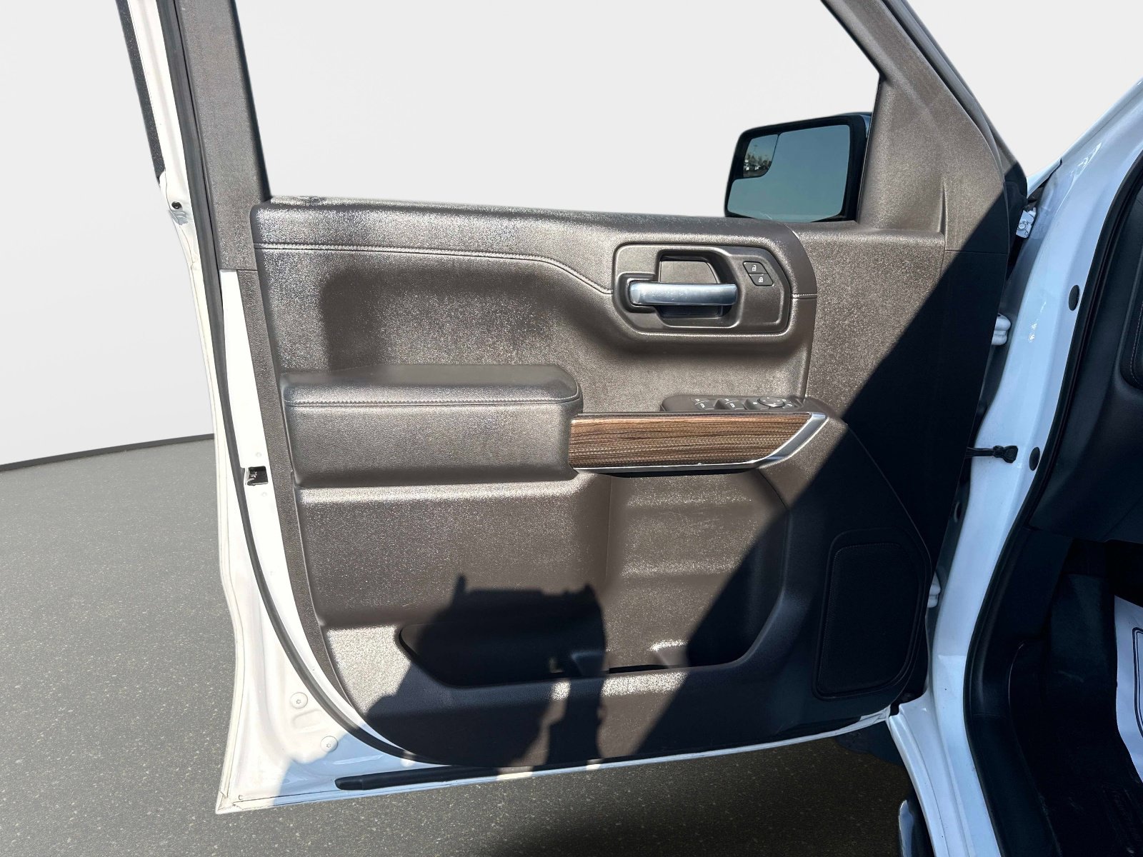 Used 2019 Chevrolet Silverado 1500 LT w/ All-Star Edition image 17