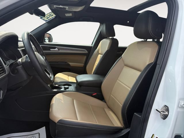 Used 2021 Volkswagen Atlas Cross Sport SE w/ Panoramic Sunroof Package AWD/4WD image 9