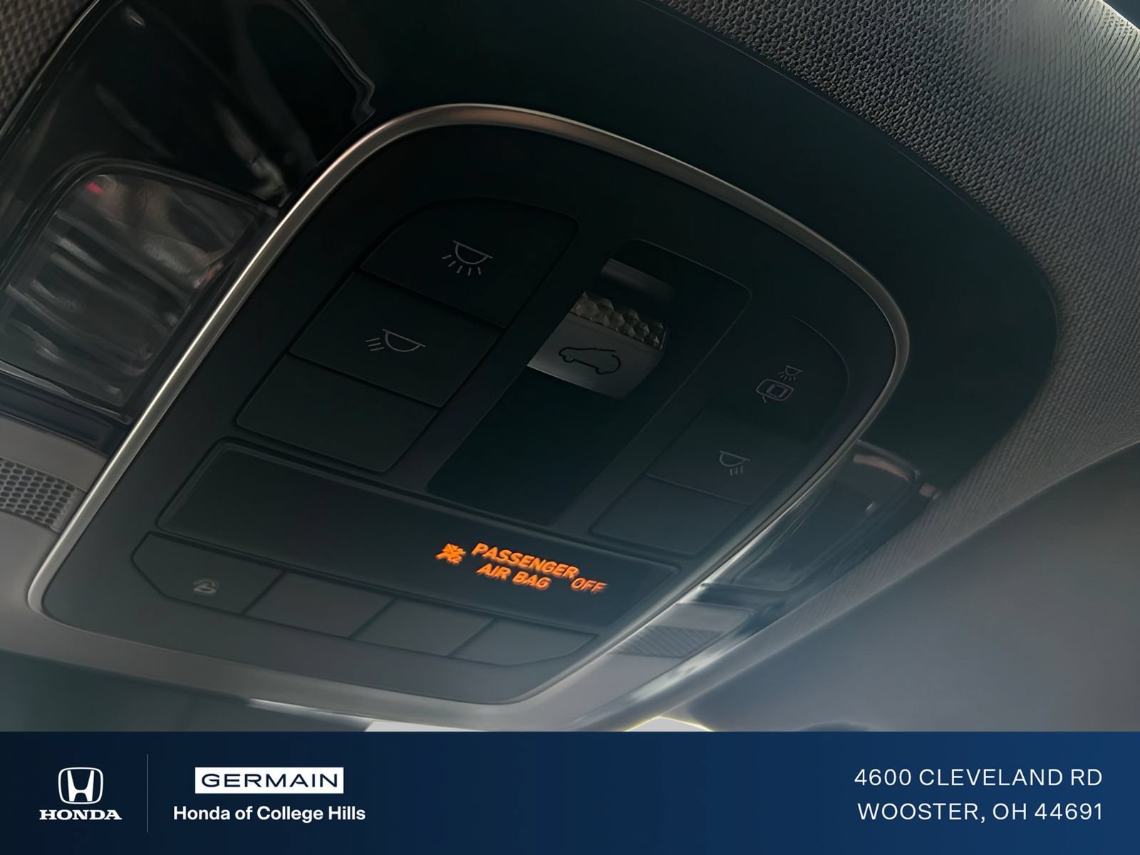 Used 2021 Hyundai Santa Fe Limited AWD/4WD image 22