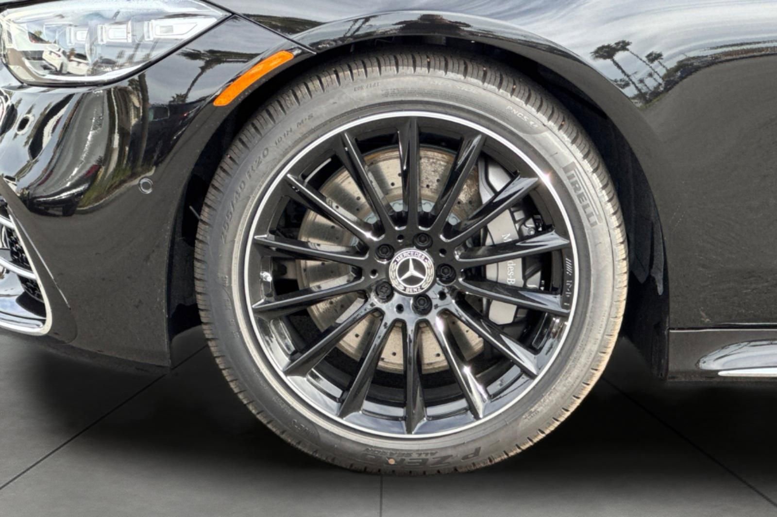 New 2026 Mercedes-Benz S 580 4MATIC Sedan image 5