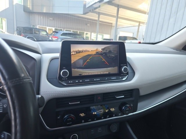 Used 2023 Nissan Rogue SV w/ SV Premium B Package image 14