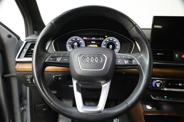 Used 2022 Audi Q5 e Premium Plus image 11