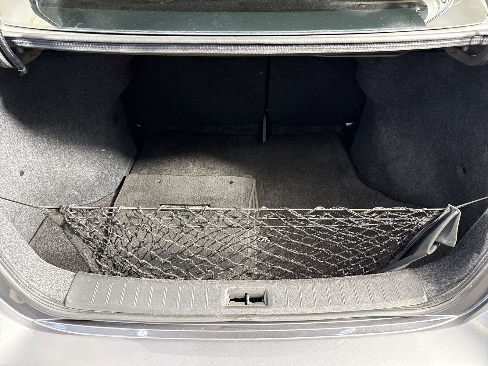 Used 2017 Nissan Sentra SR w/ SR Midnight Edition image 32