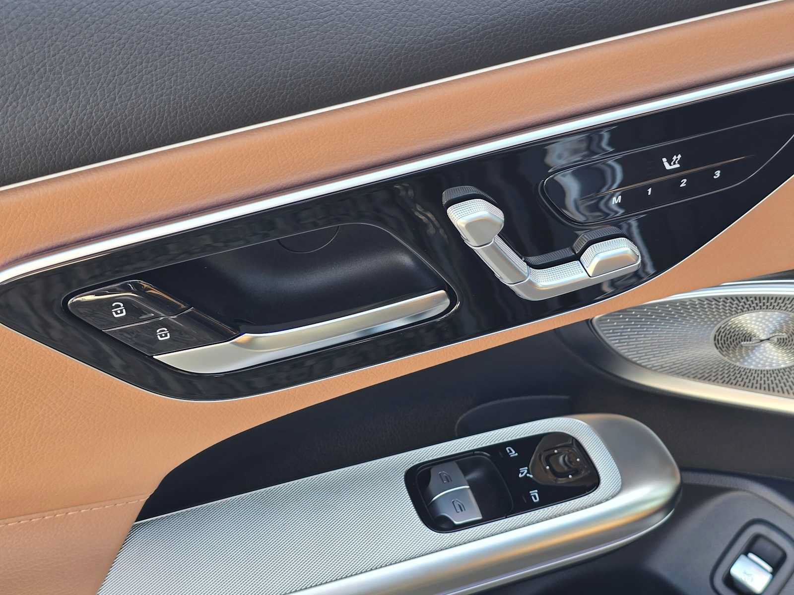 New 2027 Mercedes-Benz CLE 300 4MATIC Coupe image 19
