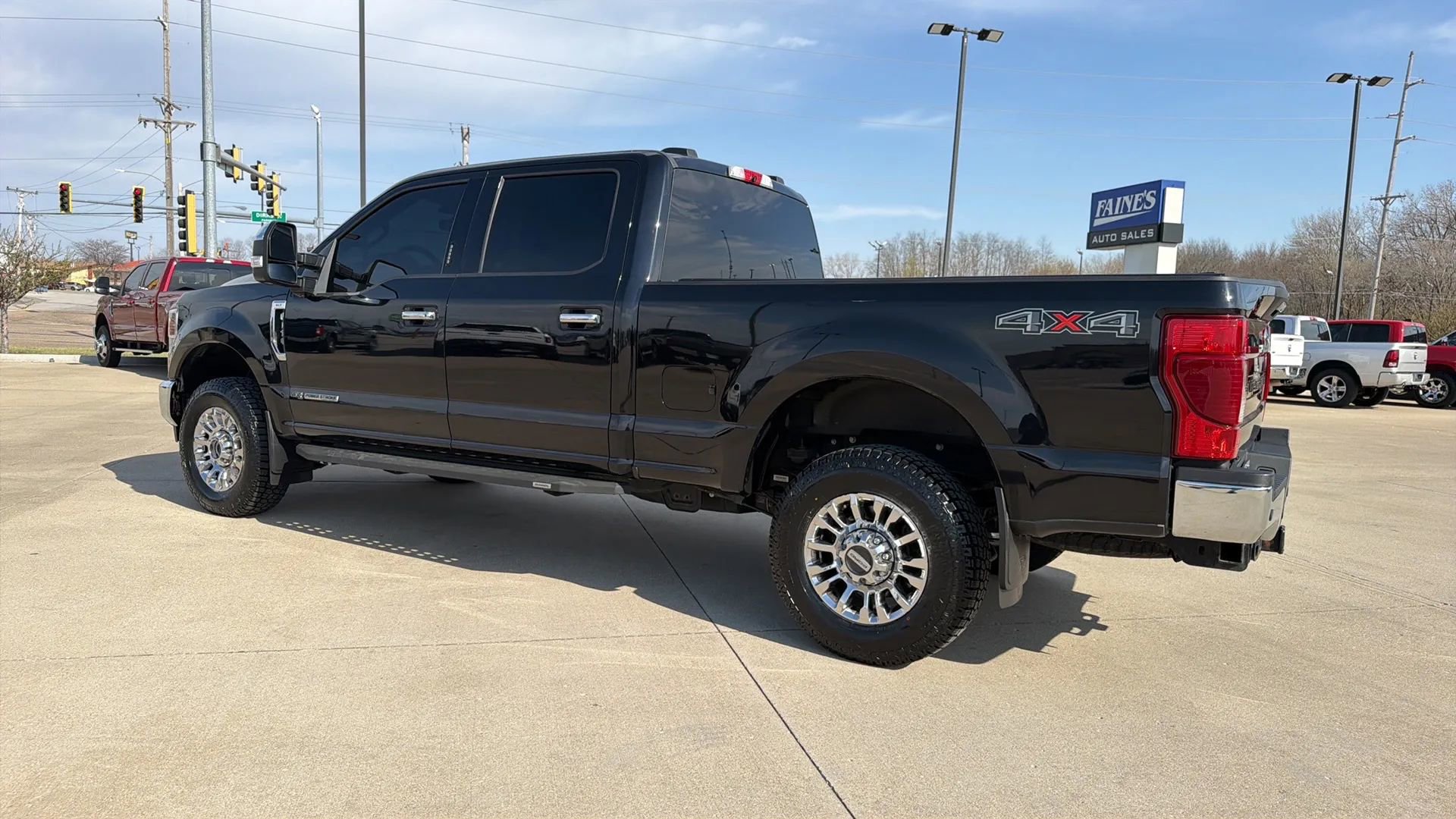 Used 2020 Ford F350 XLT w/ XLT Premium Package AWD/4WD image 13