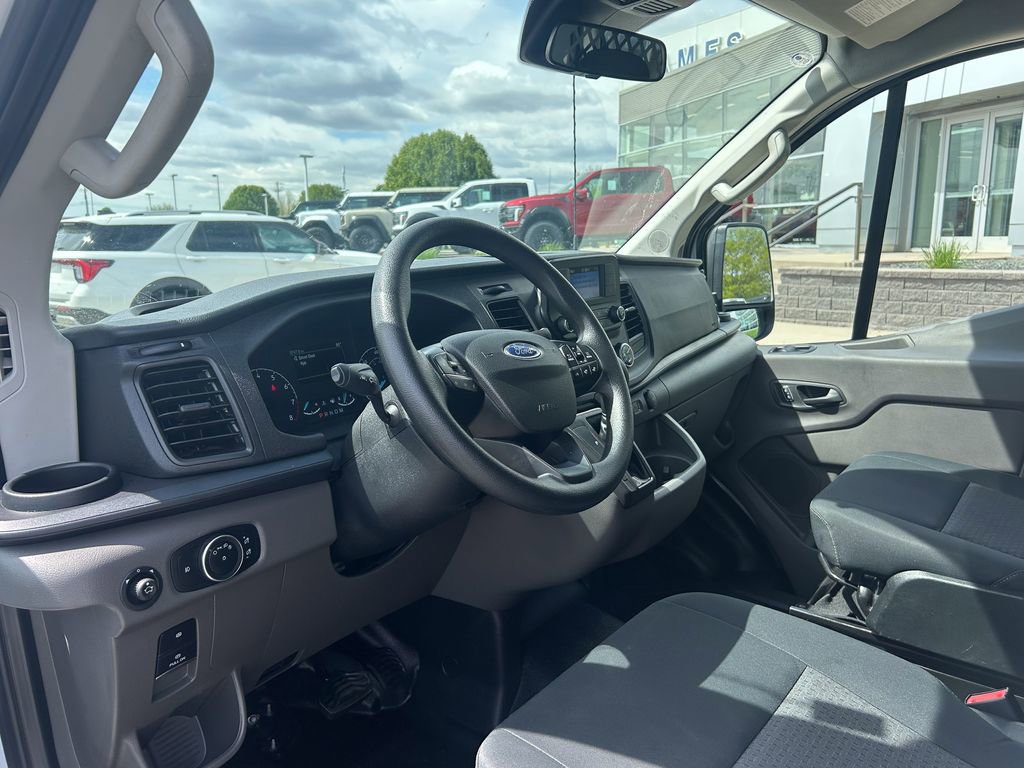 Used 2025 Ford Transit 250 Low Roof w/ Exterior Upgrade Package RWD image 12