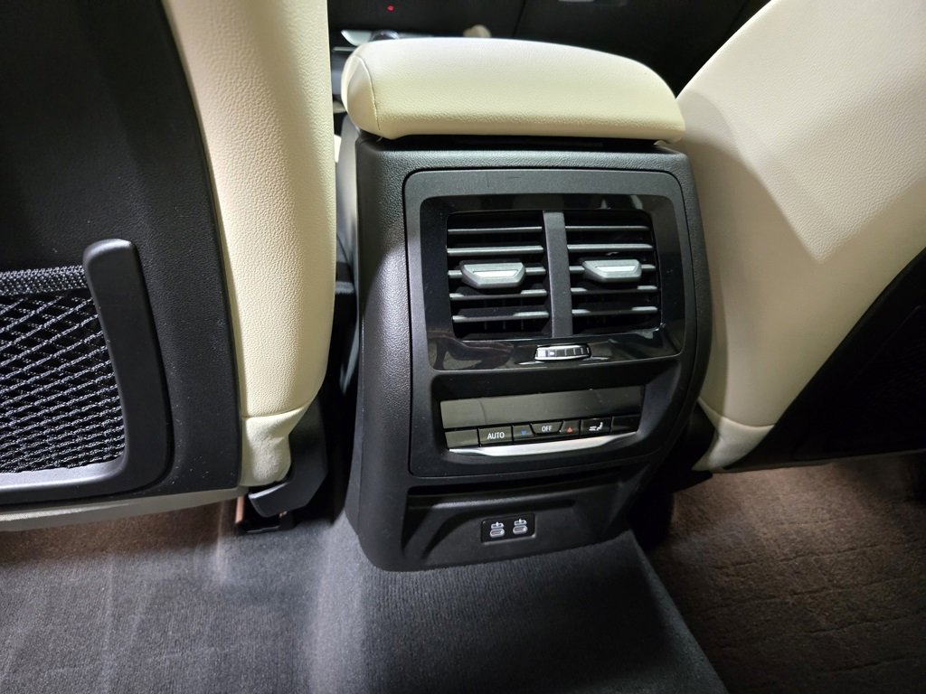 Used 2023 BMW X4 xDrive30i w/ M Sport Package image 35