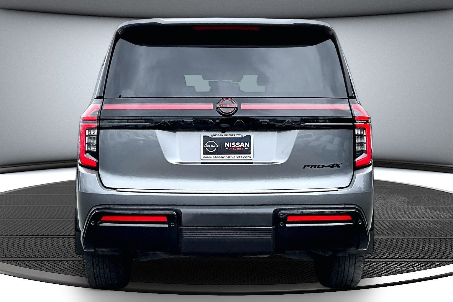 Used 2025 Nissan Armada PRO-4X w/ Pro-4X Premium Package image 5