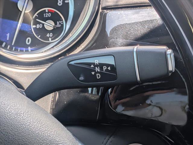 Used 2015 Mercedes-Benz GL 550 4MATIC image 8