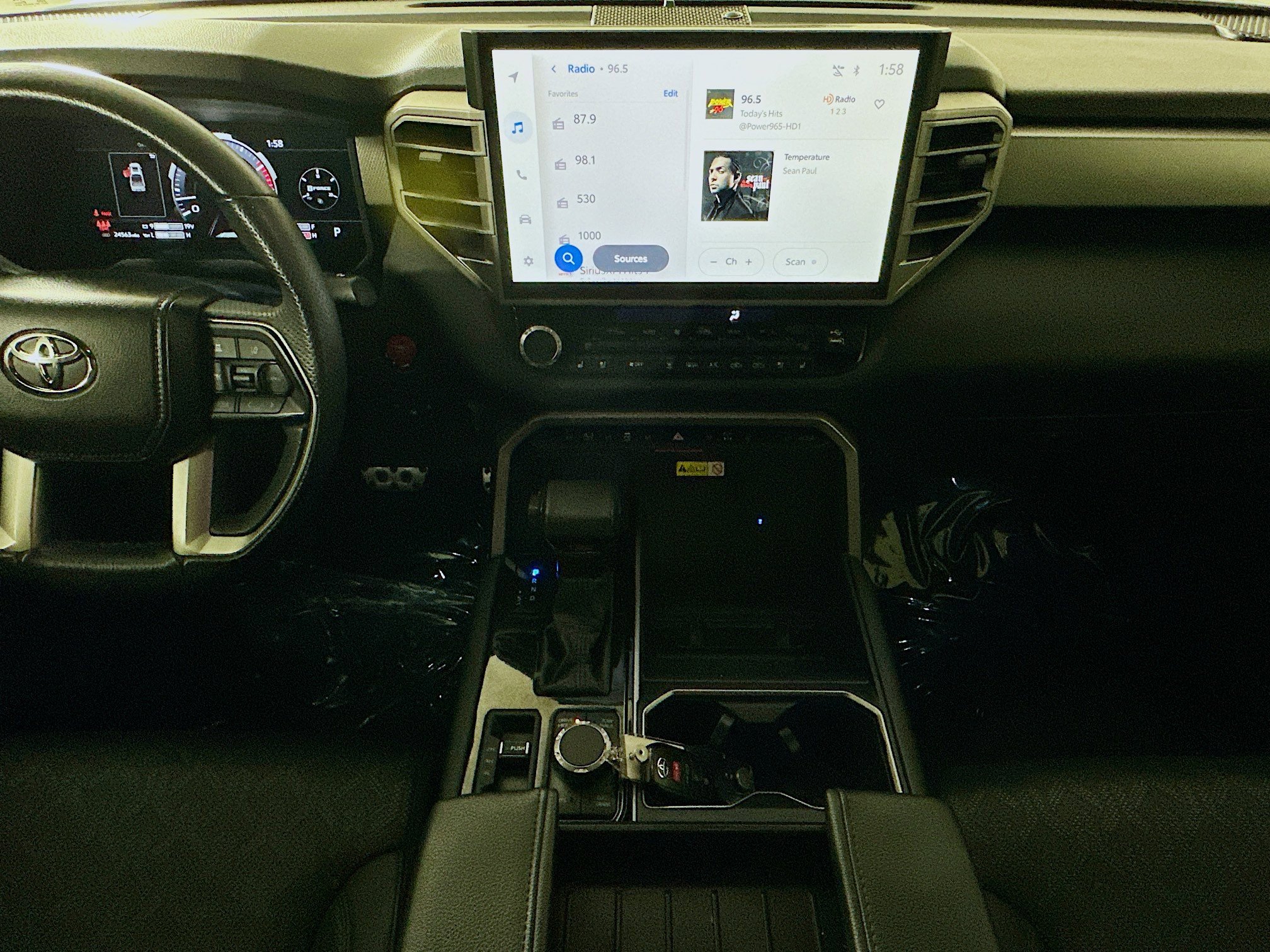 Used 2025 Toyota Tundra Limited w/ TRD Off-Road Package image 27