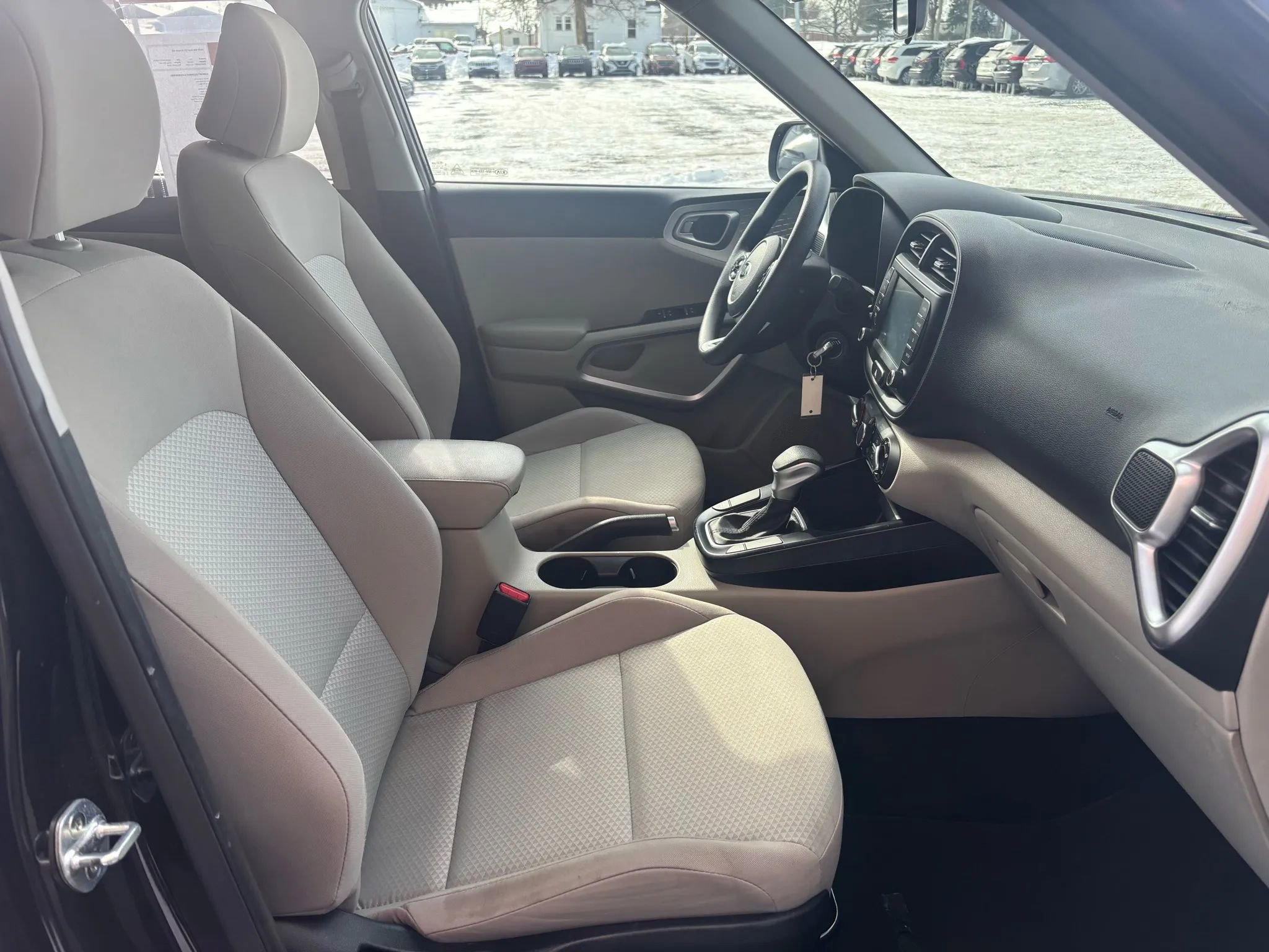 Used 2020 Kia Soul LX image 15