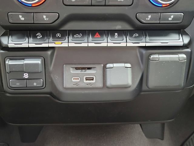 Used 2020 Chevrolet Silverado 1500 LT w/ All-Star Edition image 21