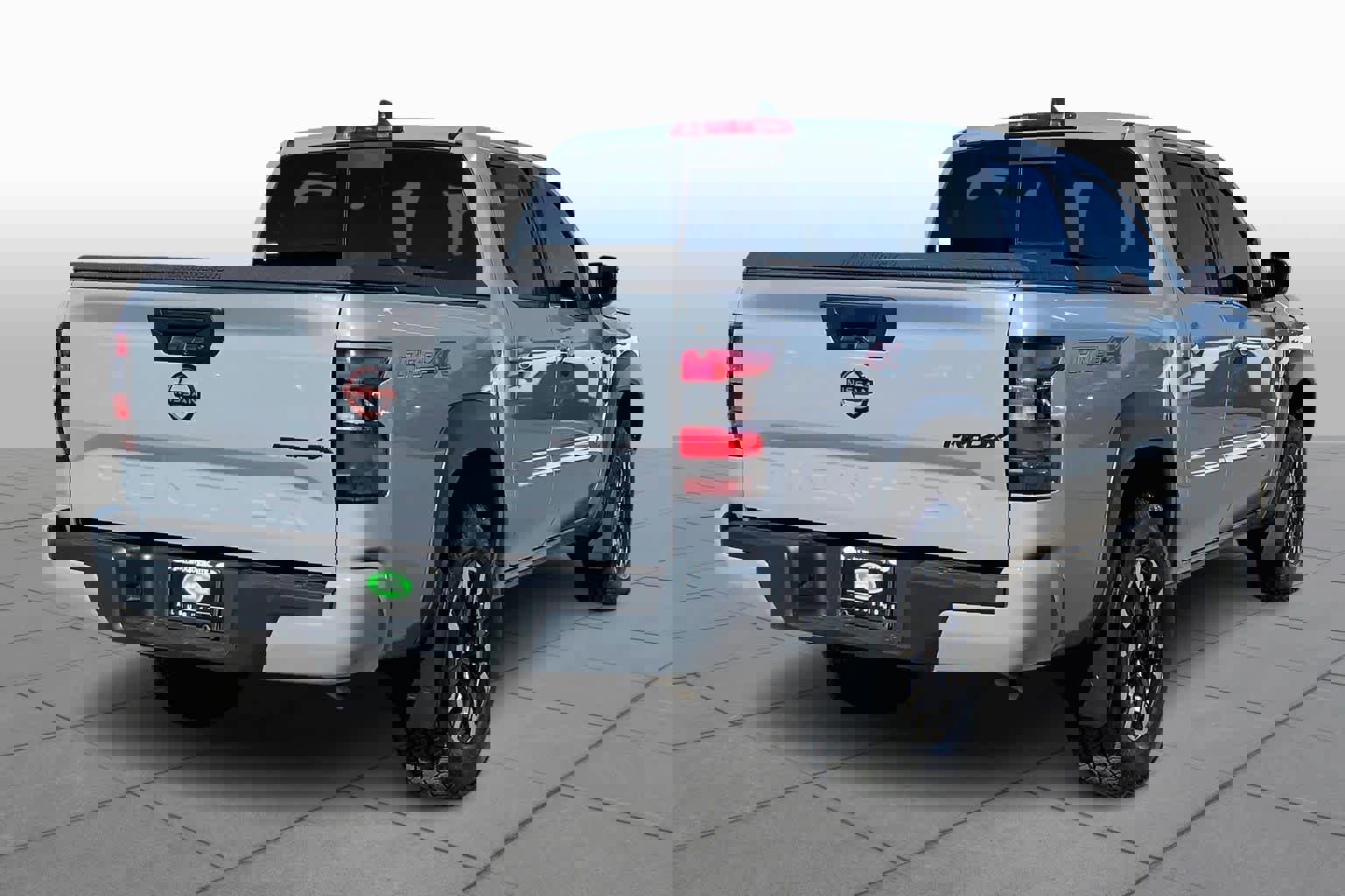 Used 2024 Nissan Frontier PRO-4X w/ Off-Road Protection Package image 12