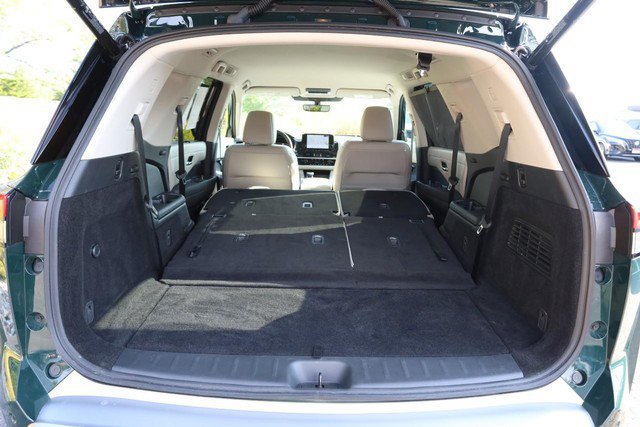 Certified 2025 Nissan Pathfinder SL AWD/4WD image 9