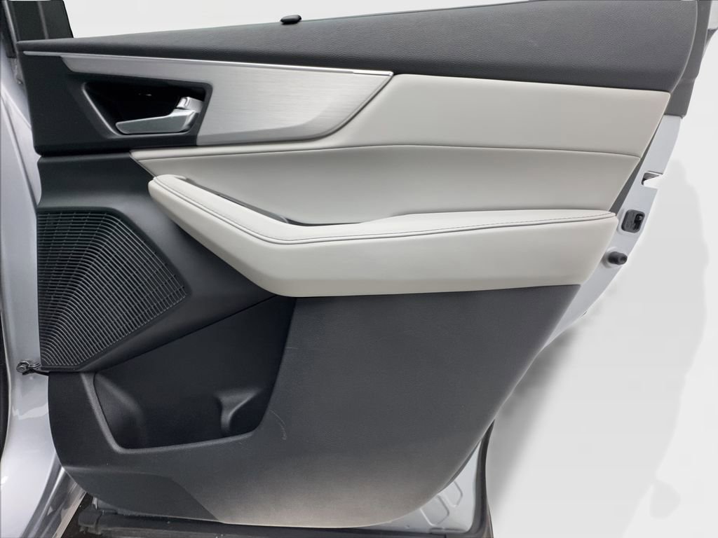 Used 2023 Acura MDX SH-AWD w/ Technology Package image 27