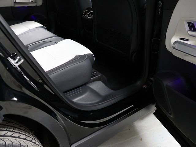 Certified 2023 Mercedes-Benz GLB 250 4MATIC image 31