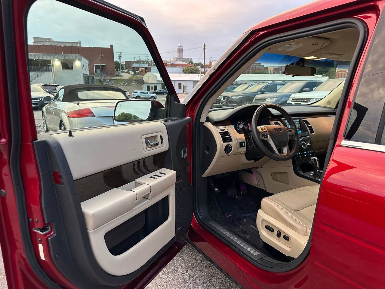 Used 2015 Ford Flex Limited FWD image 13