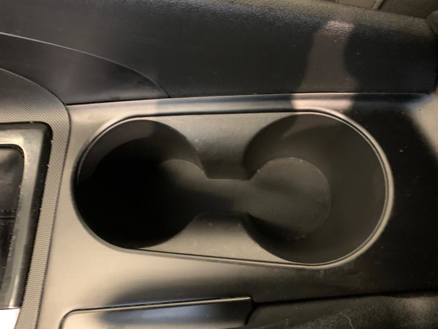 Used 2024 Hyundai Elantra SEL image 32