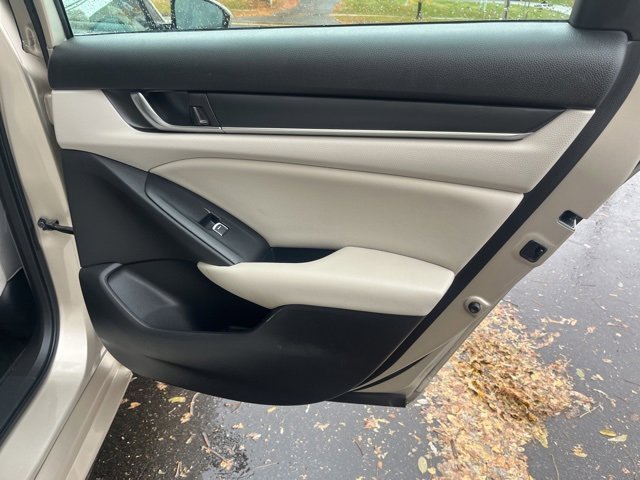 Used 2020 Honda Accord LX image 12