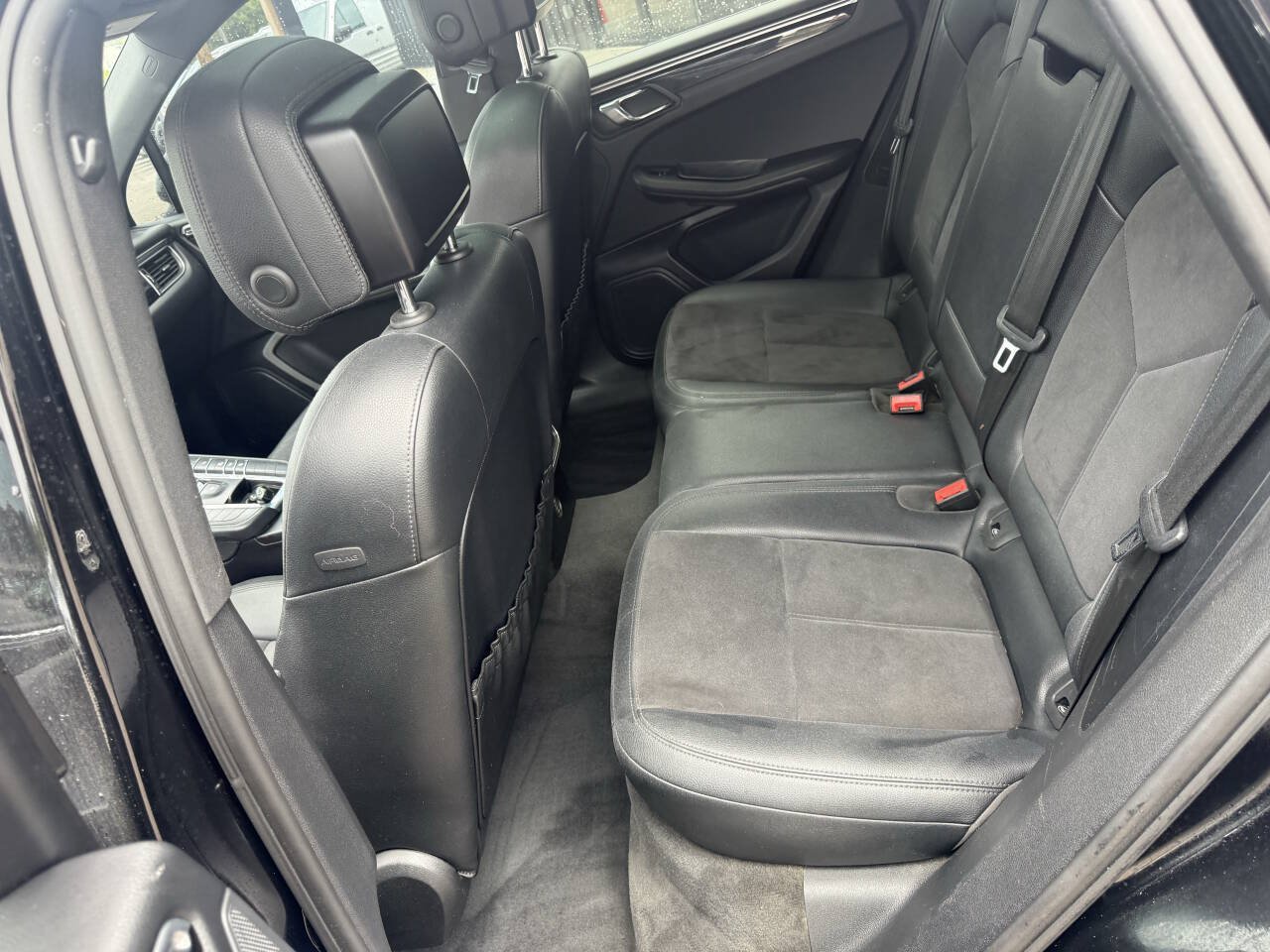 Used 2017 Porsche Macan AWD/4WD image 14