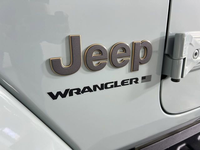 Used 2024 Jeep Wrangler Unlimited Rubicon 392 image 32