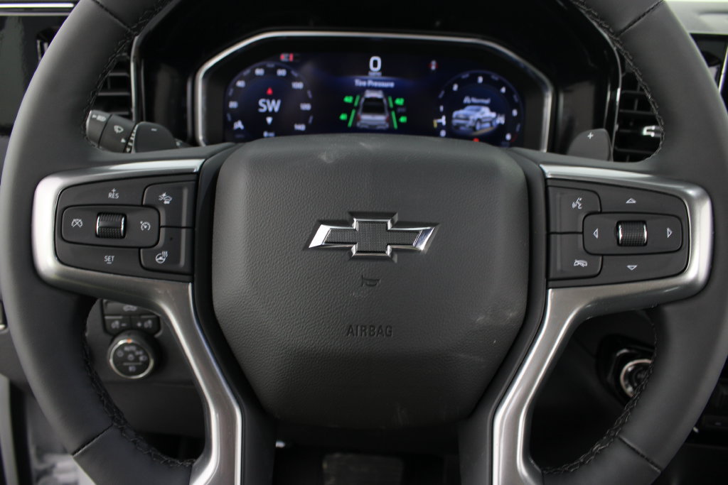 New 2026 Chevrolet Silverado 1500 RST w/ Redline Edition AWD/4WD image 12