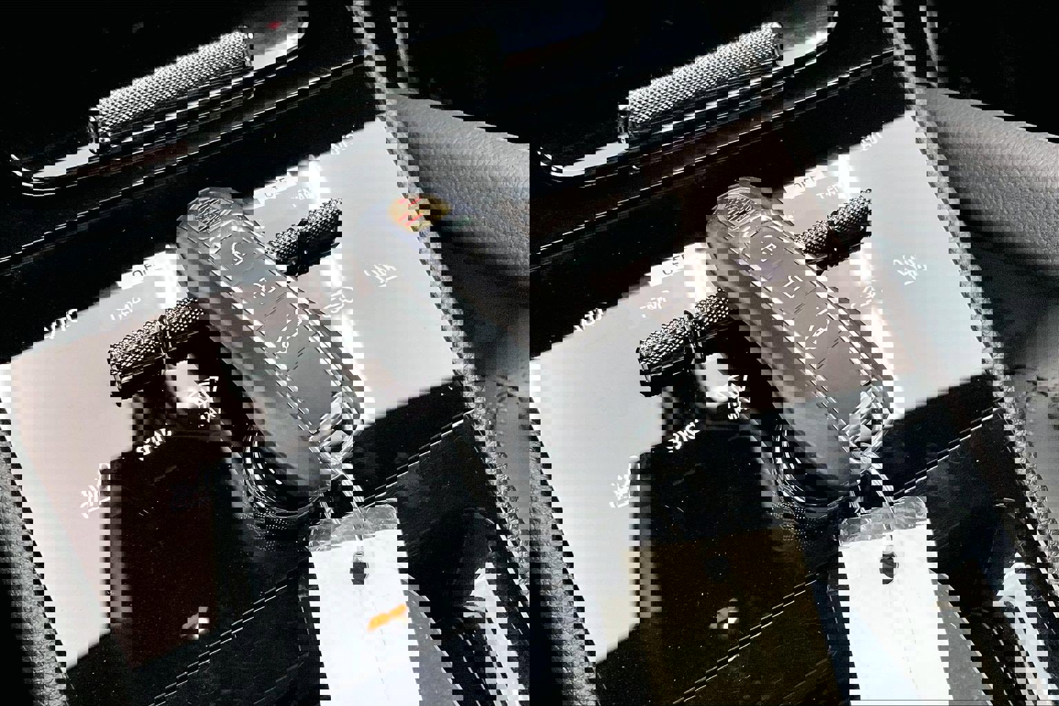 Used 2024 Porsche Cayenne image 11