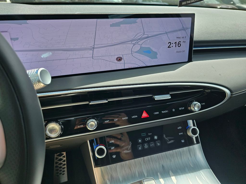 New 2026 Genesis Electrified GV70 image 24