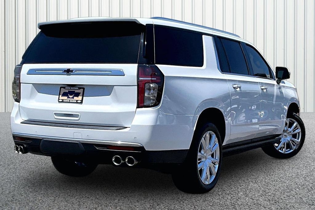 Used 2023 Chevrolet Suburban High Country w/ Premium Package AWD/4WD image 26