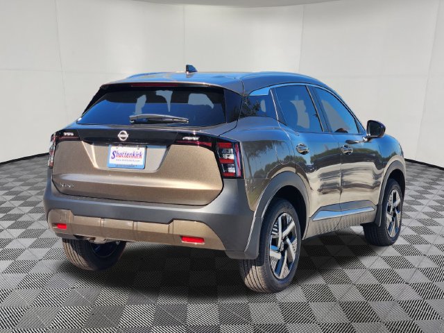 New 2027 Nissan Kicks SV FWD image 5