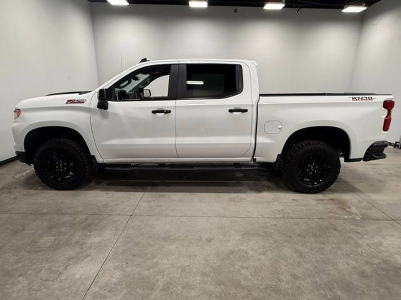 Used 2024 Chevrolet Silverado 1500 LT Trail Boss w/ Protection Package image 8