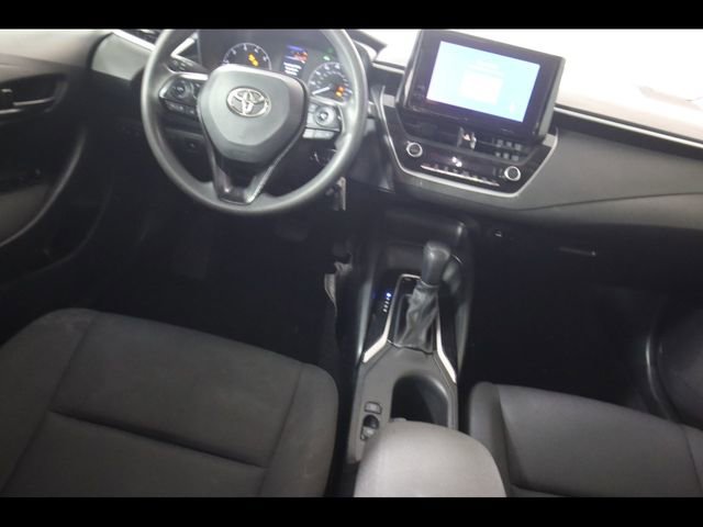 Used 2025 Toyota Corolla LE image 26