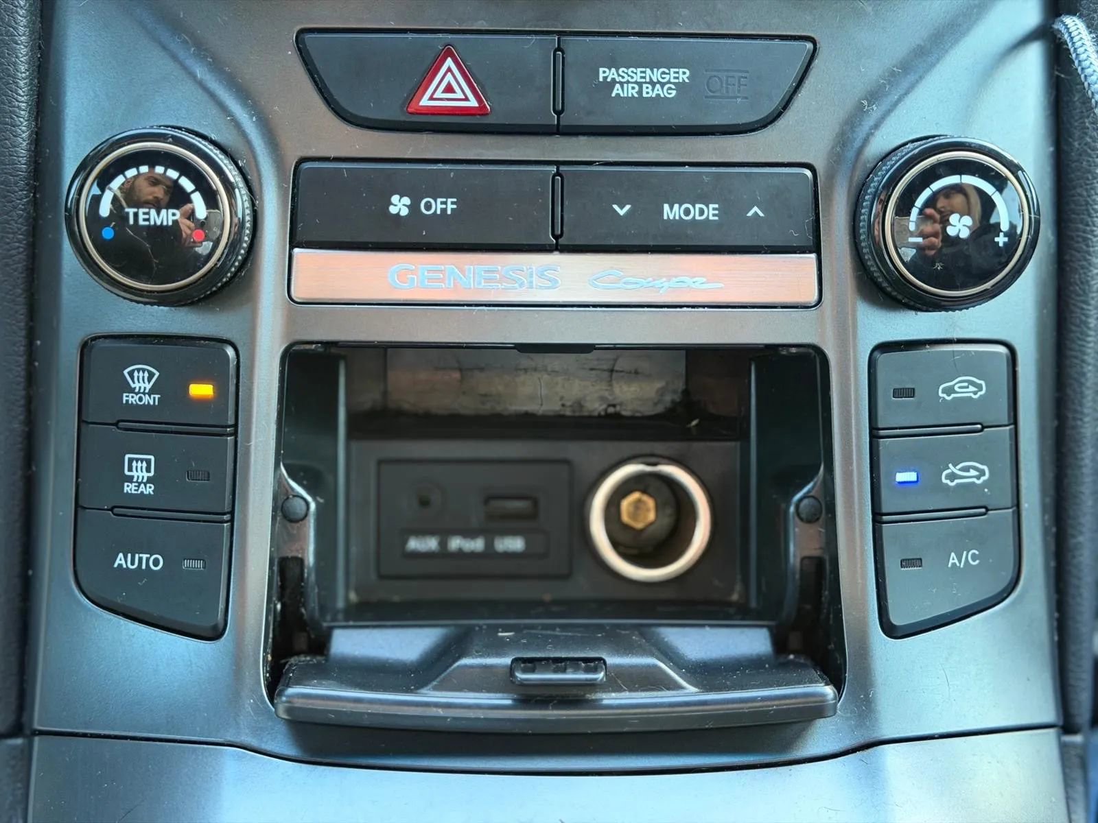 Used 2015 Hyundai Genesis 3.8 image 19