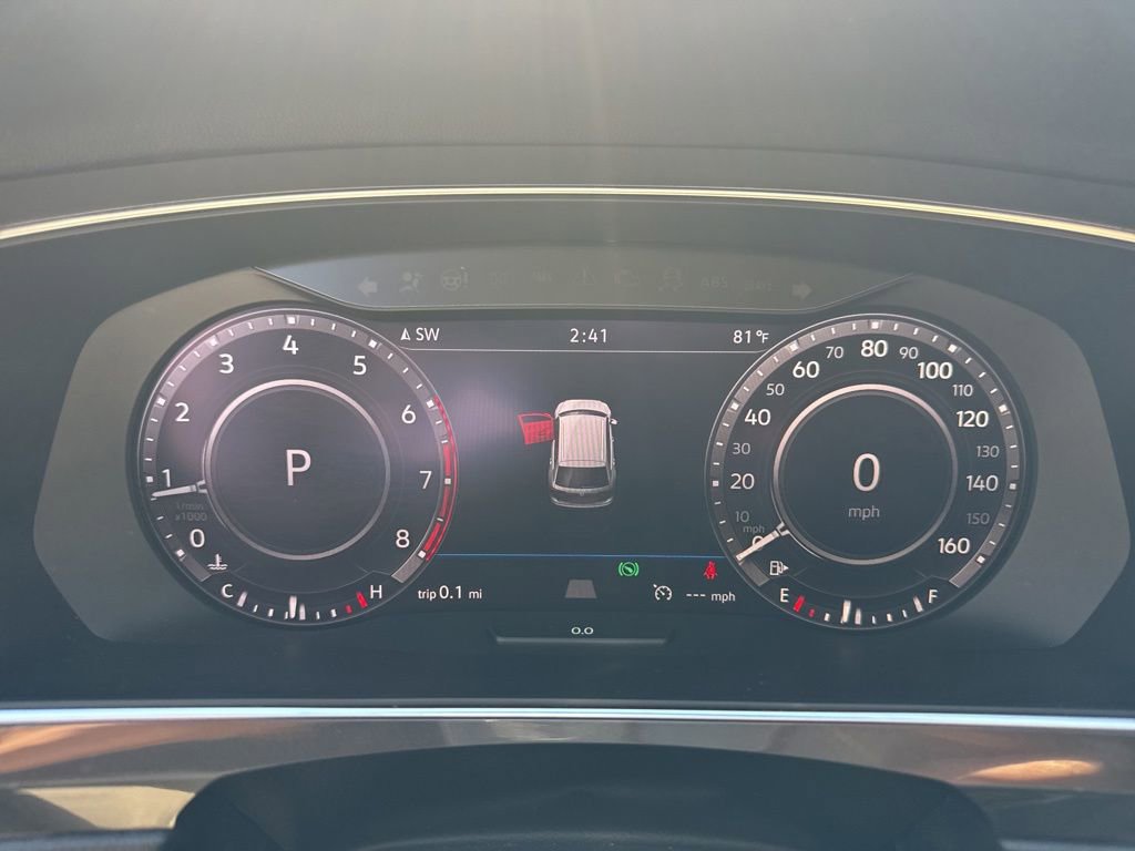 Used 2019 Volkswagen Tiguan SEL FWD image 13