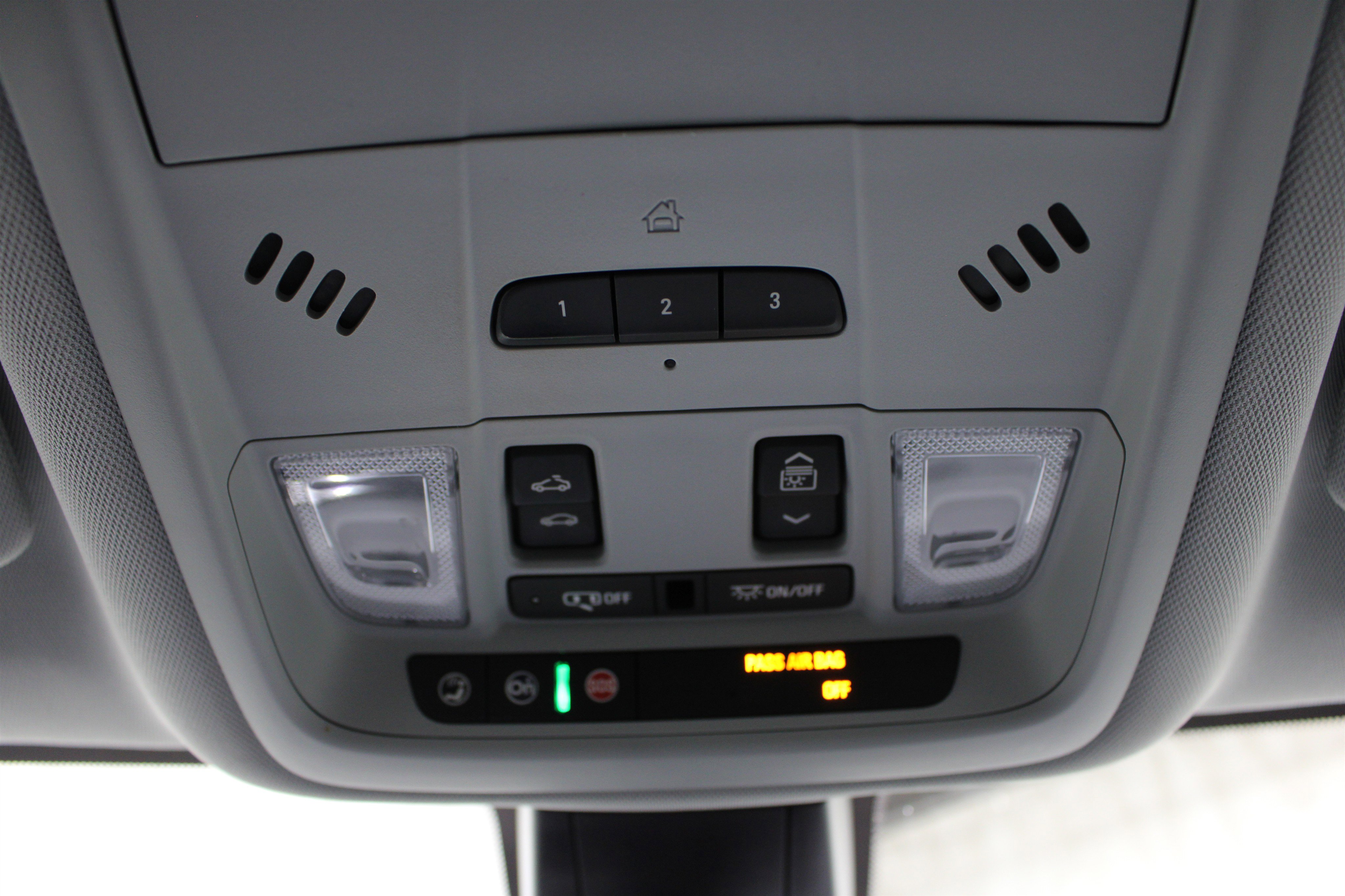 Used 2019 Chevrolet Blazer LT w/ Sun and Wheels Package FWD image 20