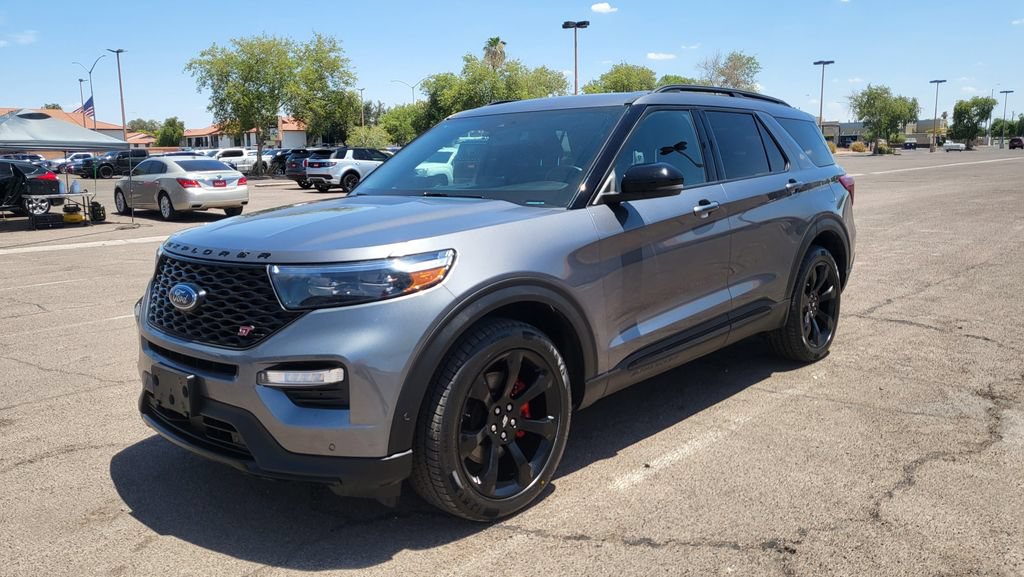 Used 2023 Ford Explorer ST w/ Equipment Group 401A AWD/4WD image 4