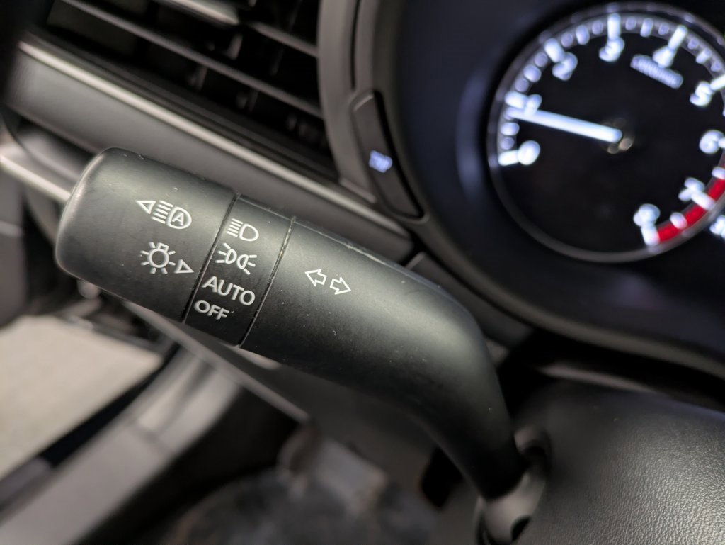 Certified 2020 MAZDA MAZDA3 AWD Sedan w/ Select Package image 18